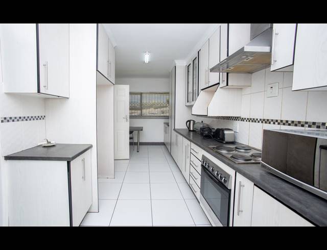 4 BEDROOM HOUSE FOR SALE IN BONNIE DOON